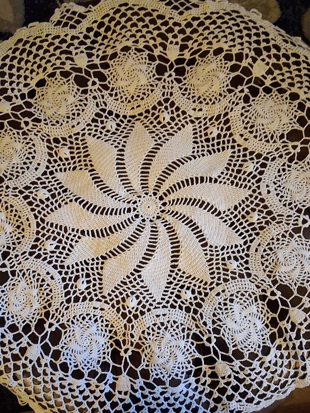 Crochet Table Cloth WHITE